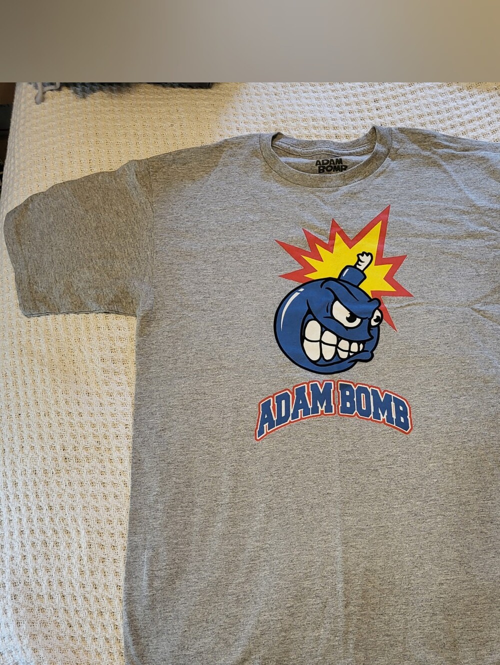 The Hundreds Adam Bomb Graphic Tshirt Mens Sz M NWOT